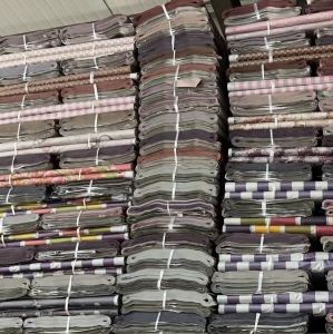 花格的卷筒新闻纸大量回收