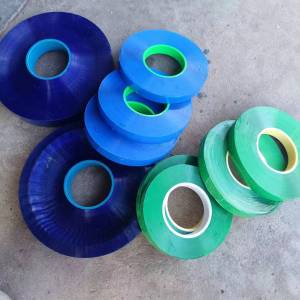 PET膜废料，卷膜和散膜都有，带胶，长期出售