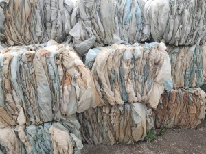 大棚膜压块，滴灌带压块长期出售