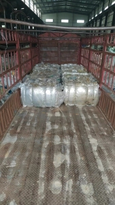 透明PET轻胶膜，要求干净，压包料也可以，月需几百吨