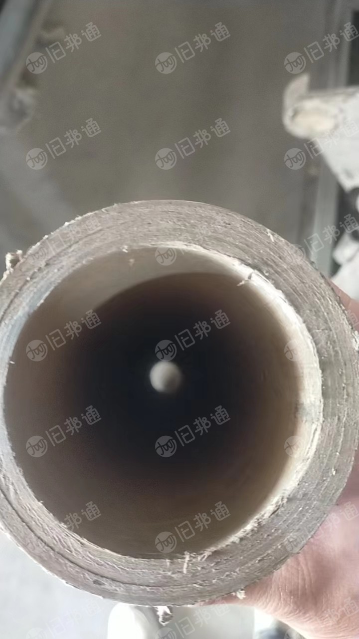 瓦楞纸下来的纸管出售,长度1.26米,内径76,厚度1公分