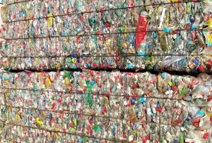 棚内三色瓶砖 现货31吨左右，长期出售