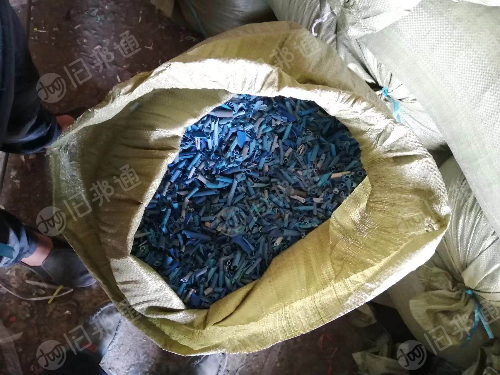 软质PVC电缆皮破碎料,长期出售,月供300吨