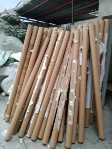 卫生纸厂处理废纸管，卫生纸切头