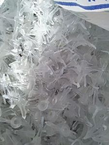 pet废瓶坯，上机瓶坯粉碎料，pet次品酒口，料棒，机头块大量回收