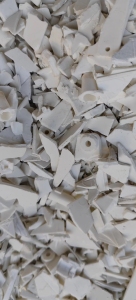 出售瓷白PP破碎料，长期有货