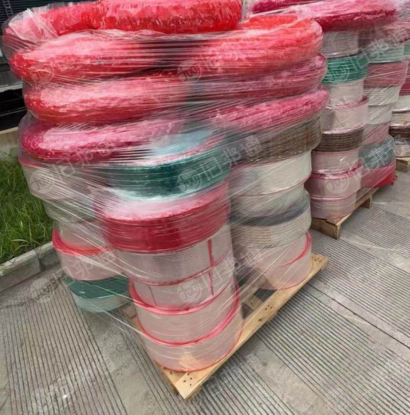 pet带胶杂色卷膜,月供40吨,长期出售