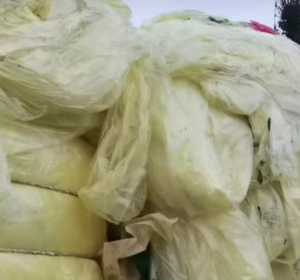 风电膜废料，风电黄膜废料，高压复合尼龙膜废料长期出售