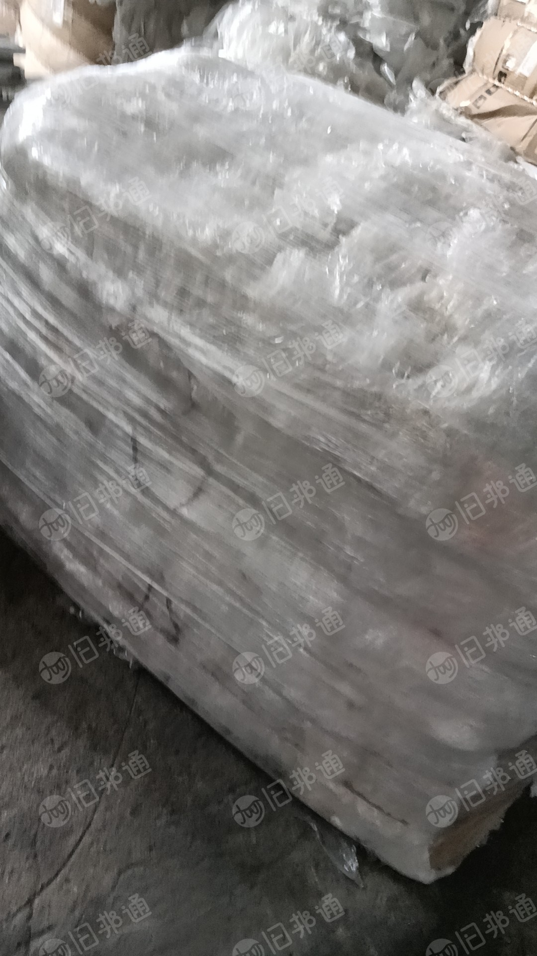 POF中温丙膜,卷的和边料一起压包,现货十几吨出售