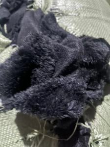 服装厂下来的黑色涤纶拉丝料，涤纶废布，长期大量出售