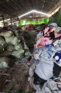 分拣场长期大量供应夏装，冬装，鞋子包包