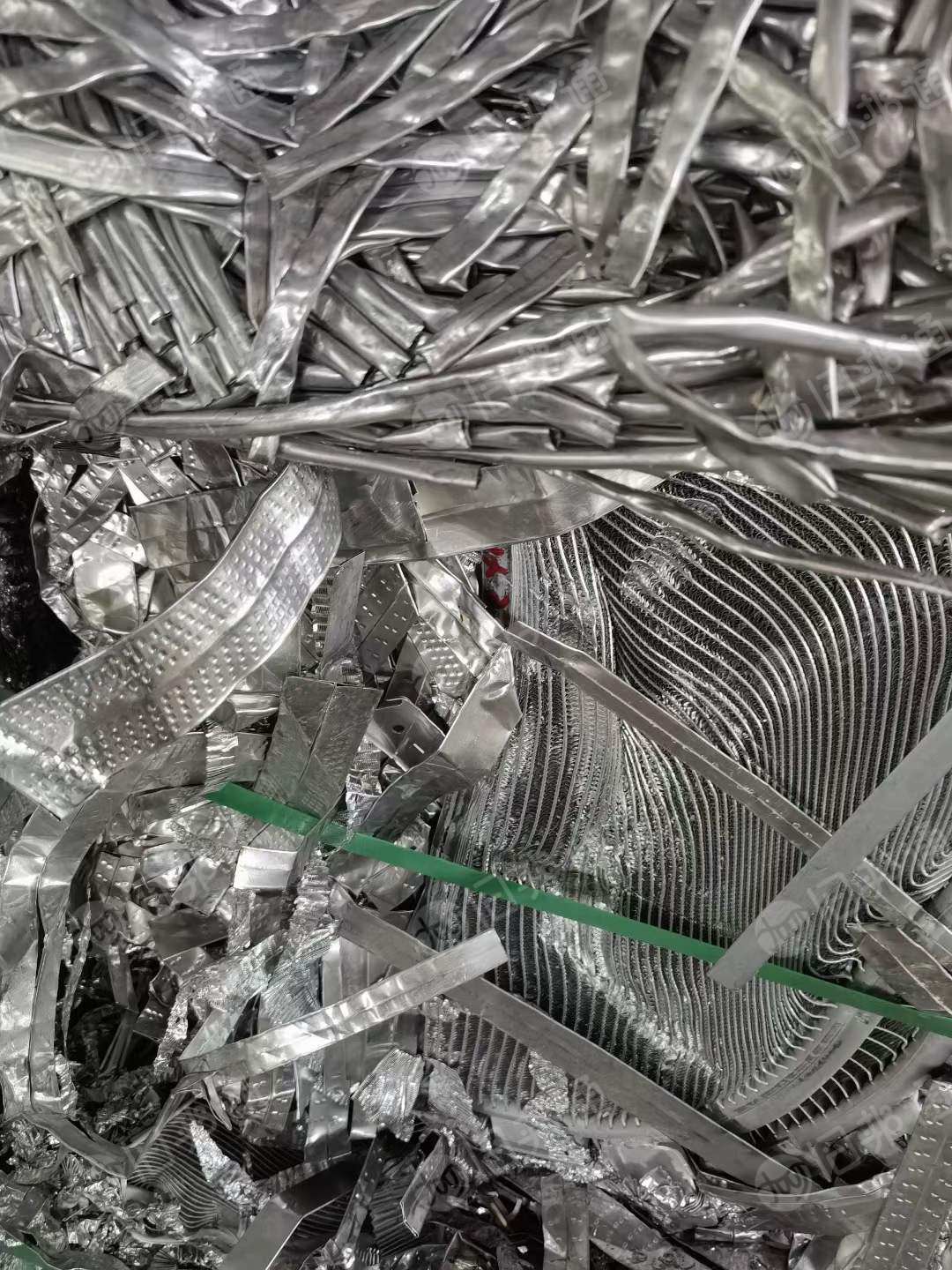 干净的新料水箱铝长期出售