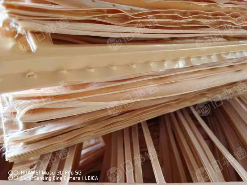 硬质PVC植绒吸塑盒边框料,现货100多吨出售