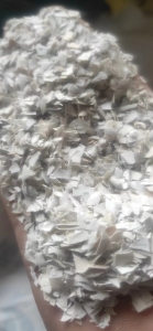 PVC壁纸破碎料，大量出售