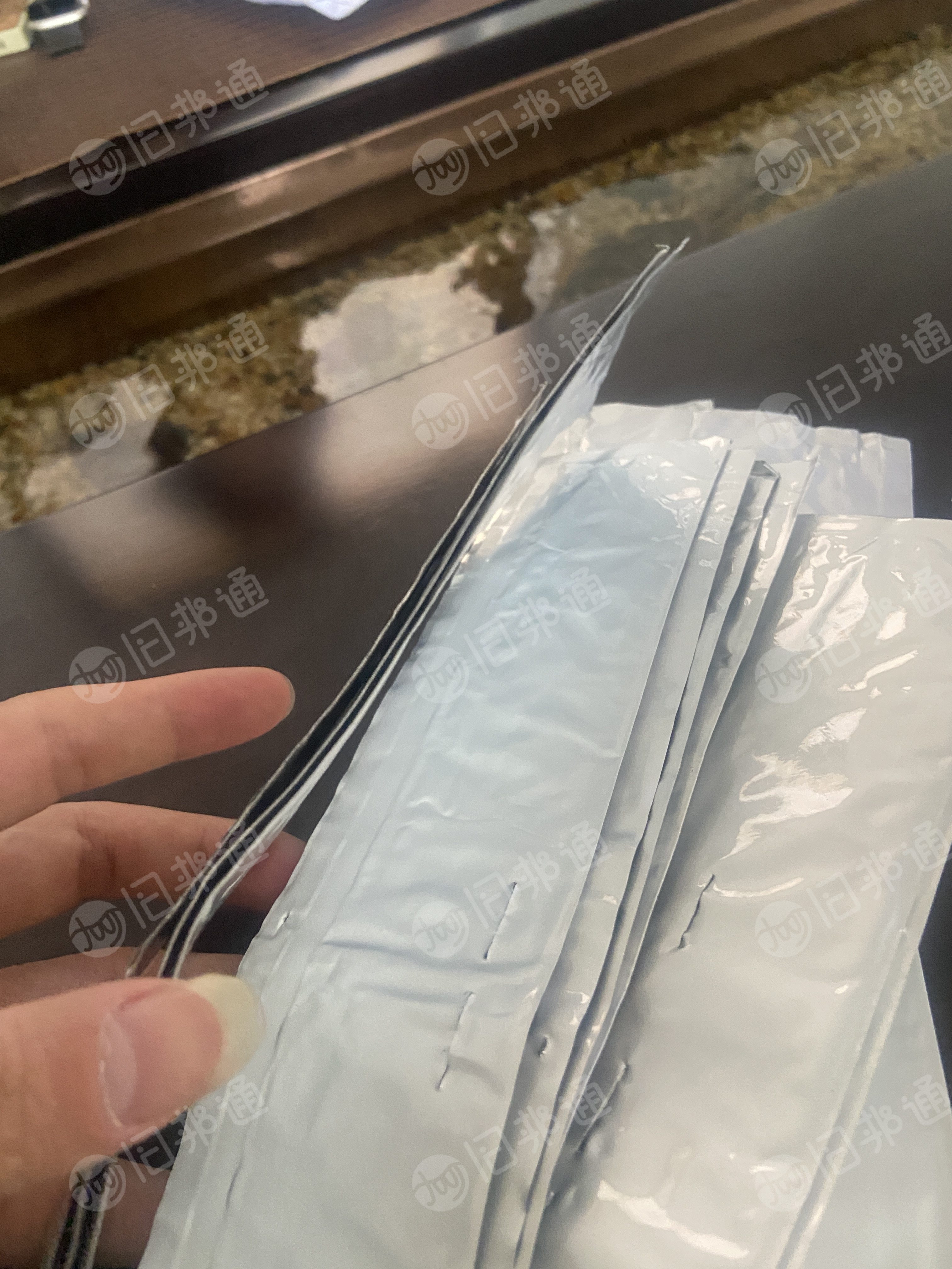 电池铝塑膜、封口膜、奶膜等含铝高的铝塑料,大量回收