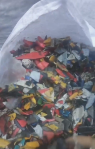 出售干粉机油桶破碎料，现货20吨