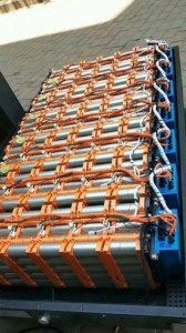 废旧锂电池，三元，磷酸铁锂，软包，18650大量回收