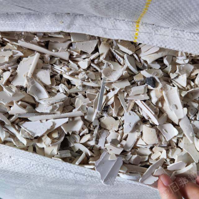 pvc大小管破碎料出售,月产3000吨