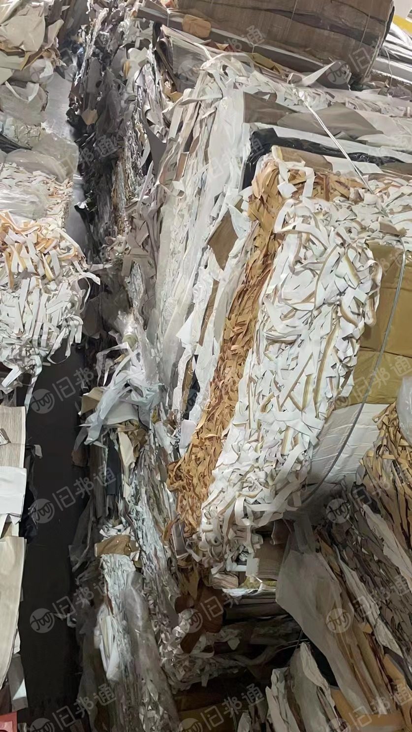 家具厂下来的pvc木纹纸废料，现货一百多吨
