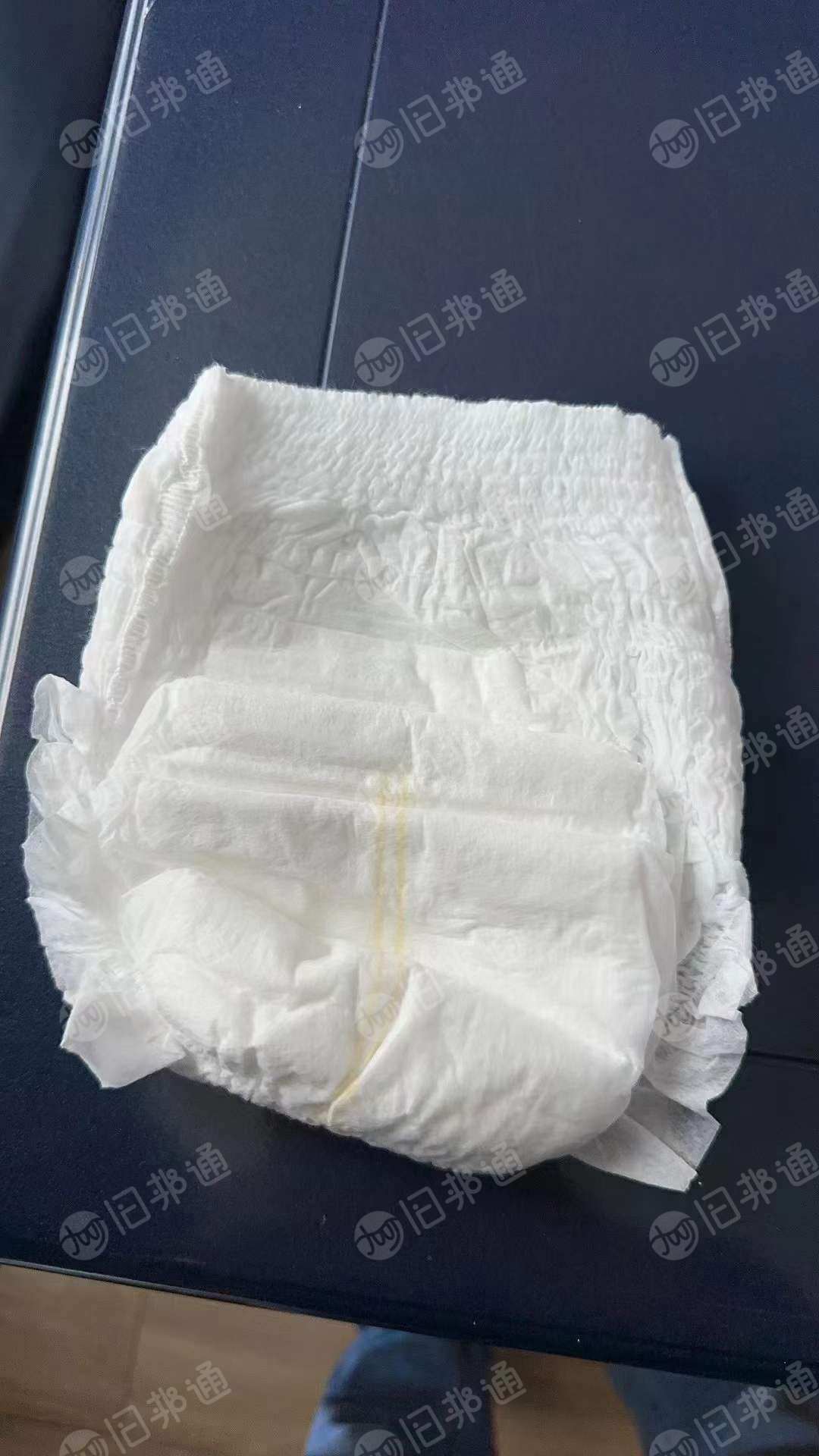新日期30多万片纸尿裤出售