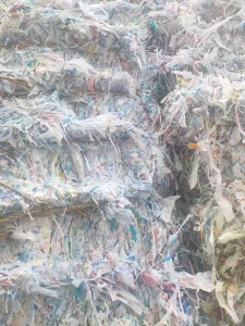清洗干净的纸厂塑料常年大量出售