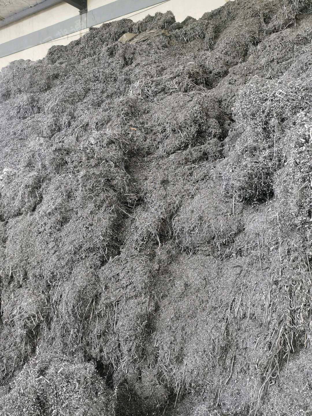 303微油刨花料出售,镍8.3,铬17,铜1.6