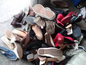 回收旧衣服鞋子包包