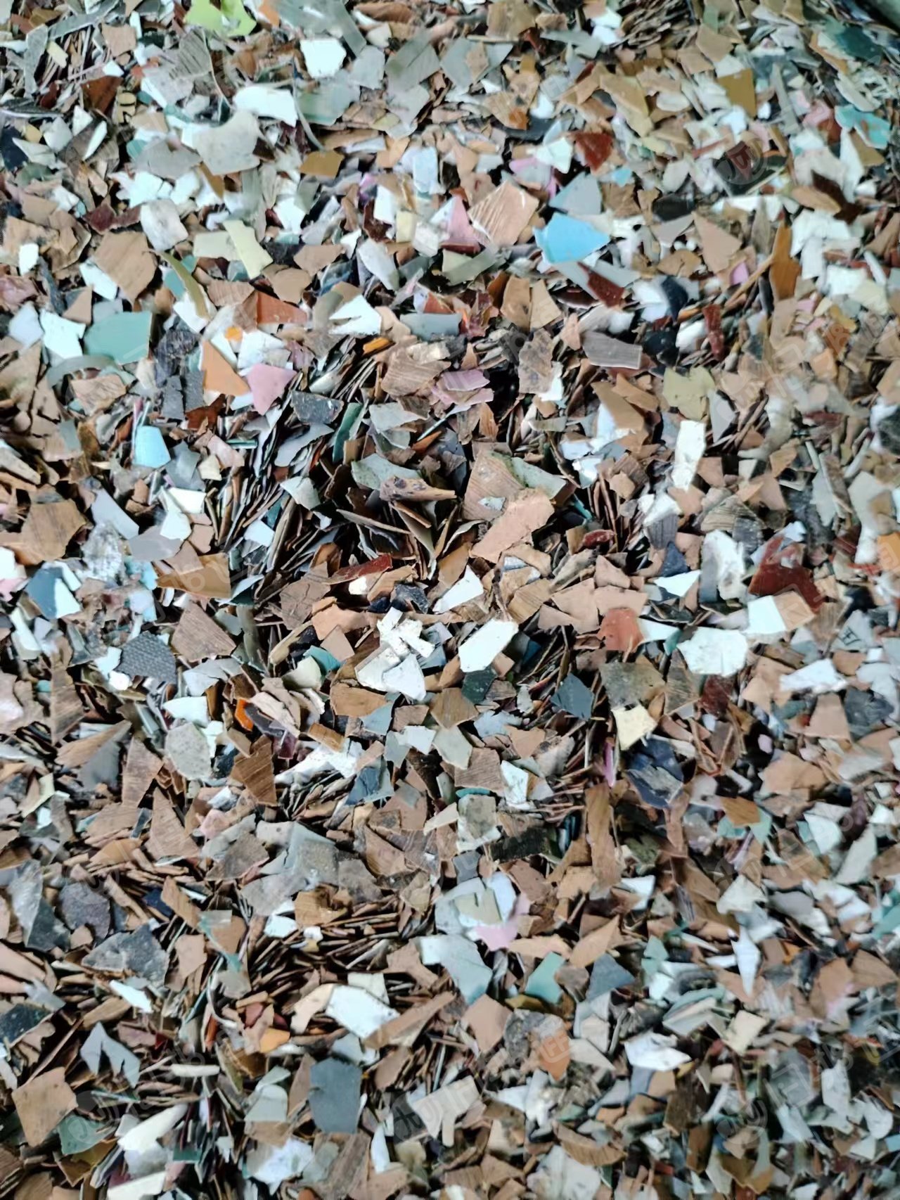 软质pvc墙纸破碎料,现货20吨,长期出售