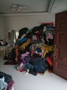 回收旧衣服统货，鞋子 包包，棉被等