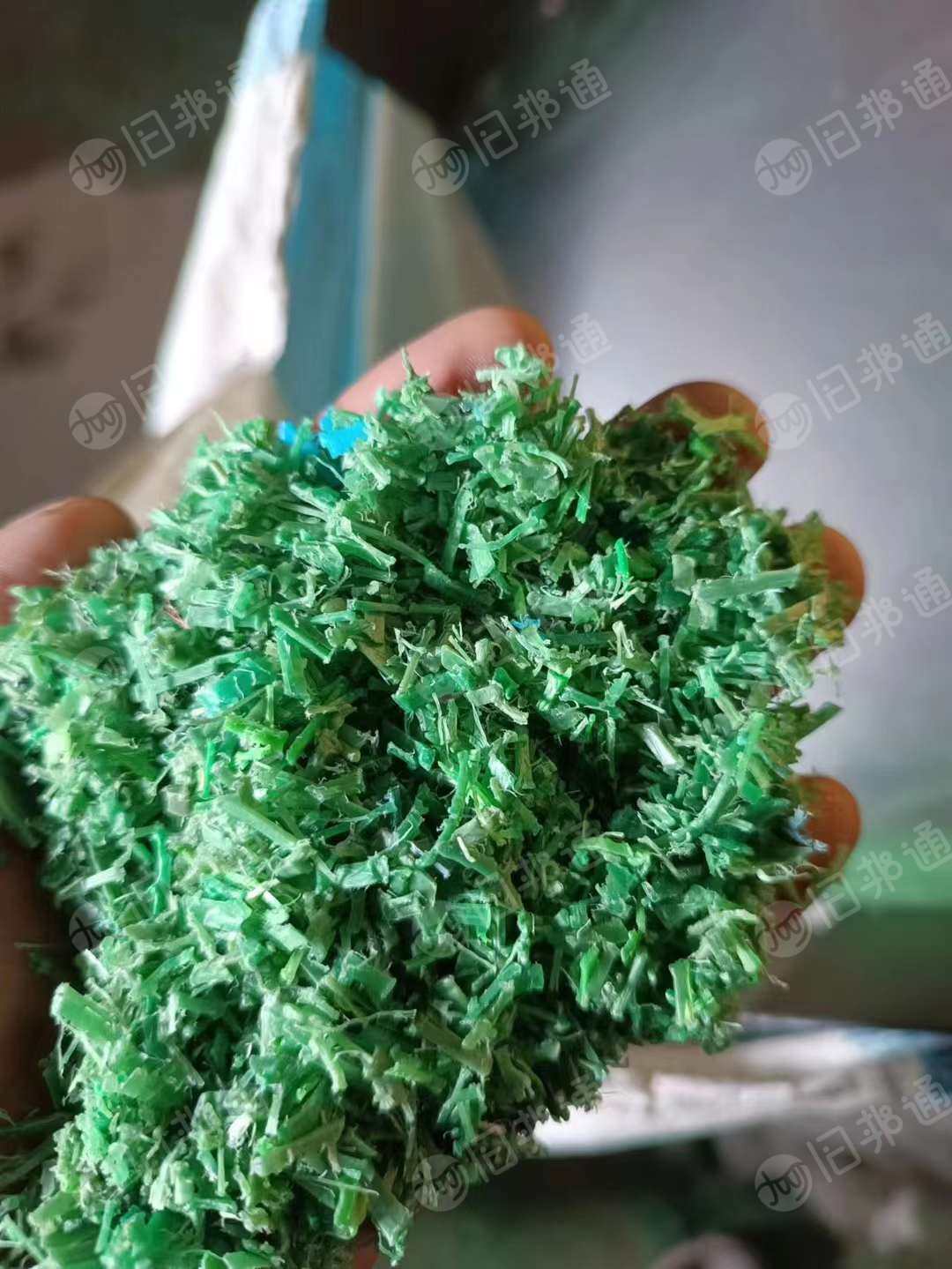打包带粉碎过水料100吨,干粉五粮春10多吨,长期出售