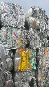 铝塑膜废料出售，现货2挂车