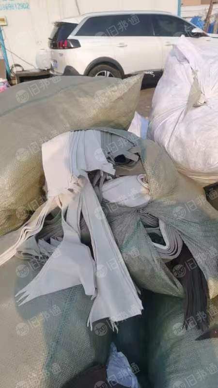 服装厂下脚料,上车100/吨,胶州150吨,即墨200吨