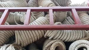 维尼纶绳十五吨低价出售