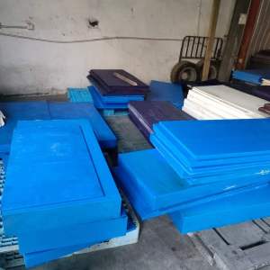 尼龙板材，现货一柜，大量出售