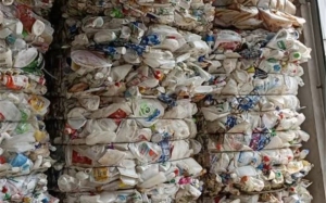 大小白混压块，现货19吨，大量出售