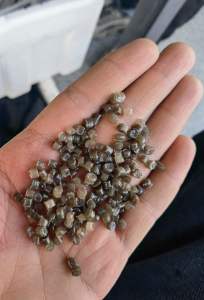 纯缠绕膜颗粒，长期出售