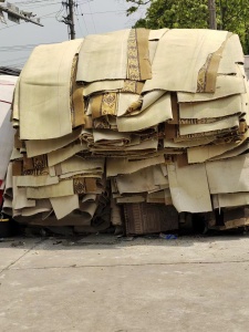 出售二手旧地毯