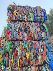 花乙压块，90%以上乙料，现货够车，常年有货