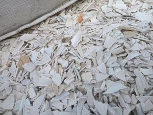 硬质PVC破碎料，塑钢扣板大小管破碎料出售