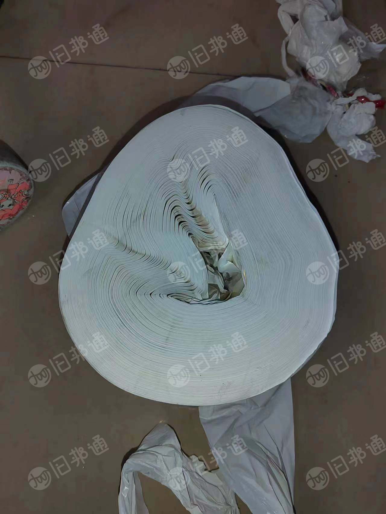 电池膜,烫金膜,食品包装膜,一共二十多吨,统货出售