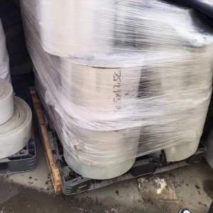 pet膜5-10-11-1265-15-18.8-25丝，滑膜，光膜都有，总共40吨左右，现货出售