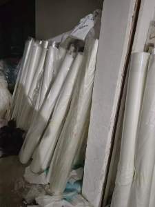 透明塑料大灯壳，电子厂里面的离型膜，车衣工厂边角料，只要是透明的都可以，大量回收