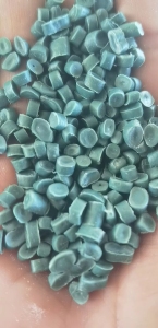 低压改性颗粒，HDPE颗粒出售，主供： 压板、拔管、排水板、工具箱等。