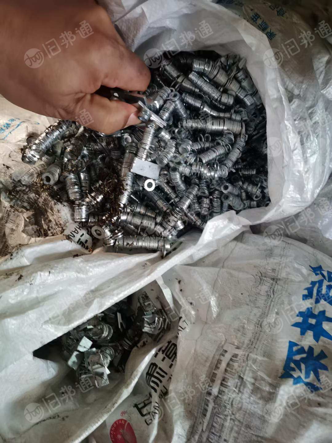 强磁料,现货15吨,长期出售