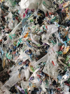 便宜处理纸厂废料，未清洗，洗书页纸下来的纸渣