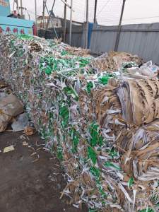 无纺布附纸，现货20吨，无水无杂，大量出售