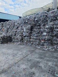 清洗好的纸厂废料，压包好，月供1000吨，广东东莞、江门、茂名有货出售