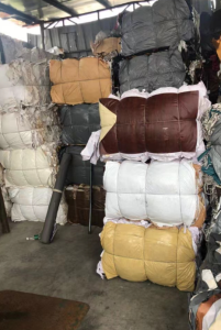 长期出售PVC墙纸废料