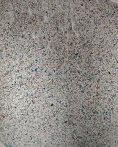 长期出售低压胶桶破碎料