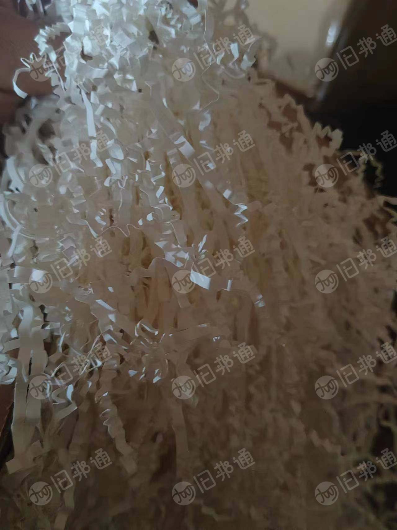 处理一批垫红酒的纸边条